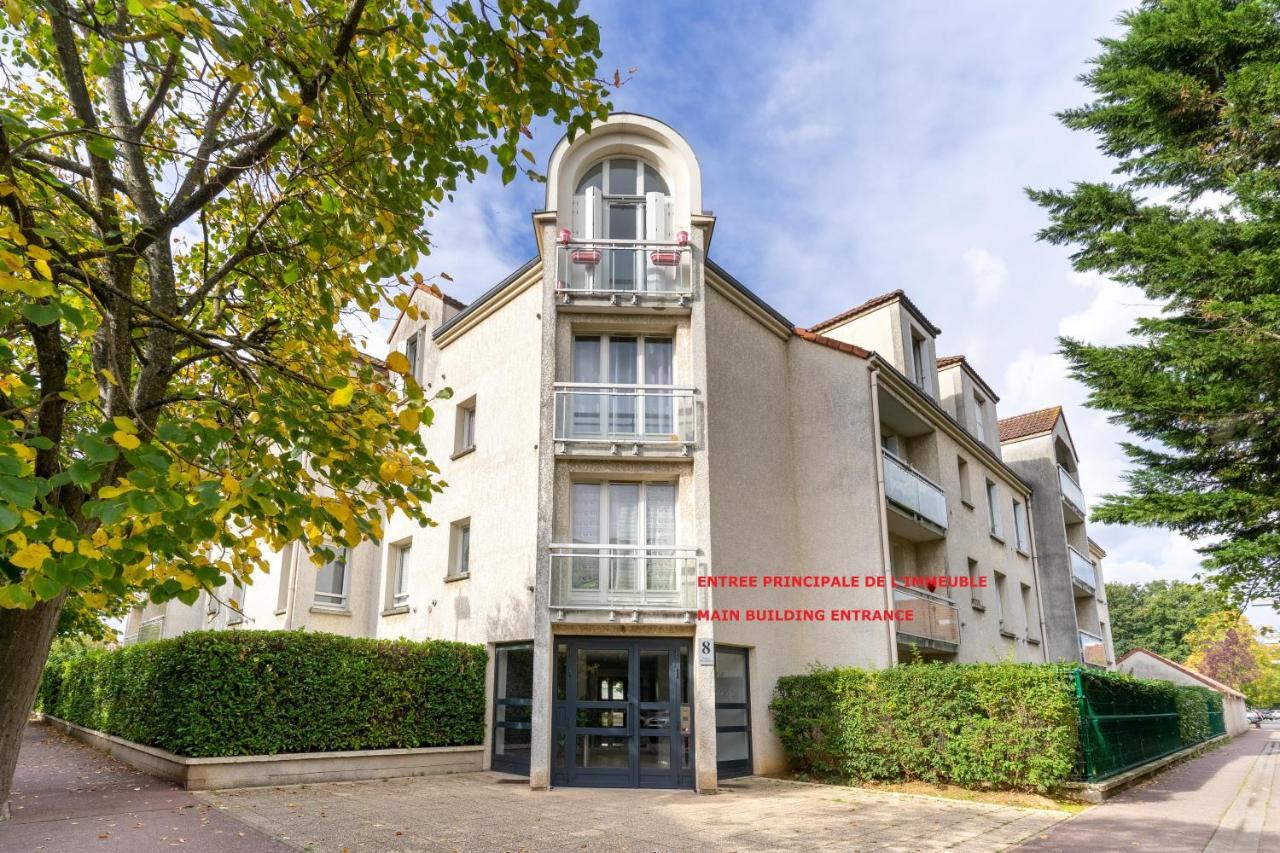 Logement Noah Courcouronnes Exteriér fotografie