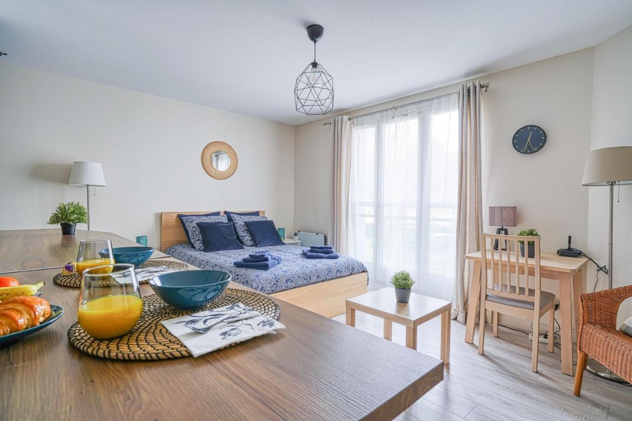 Logement Noah Courcouronnes Exteriér fotografie